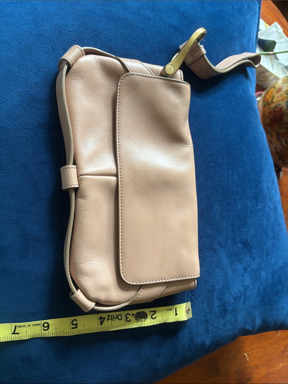 Yves Saint Laurent Beige Leather Wristlet Clutch - Picture 5 of 6